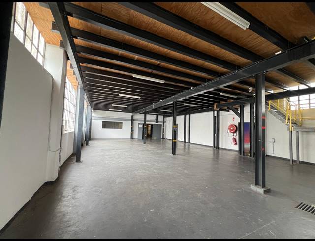 1,003M² WAREHOUSE TO LET IN STRIJDOMPARK